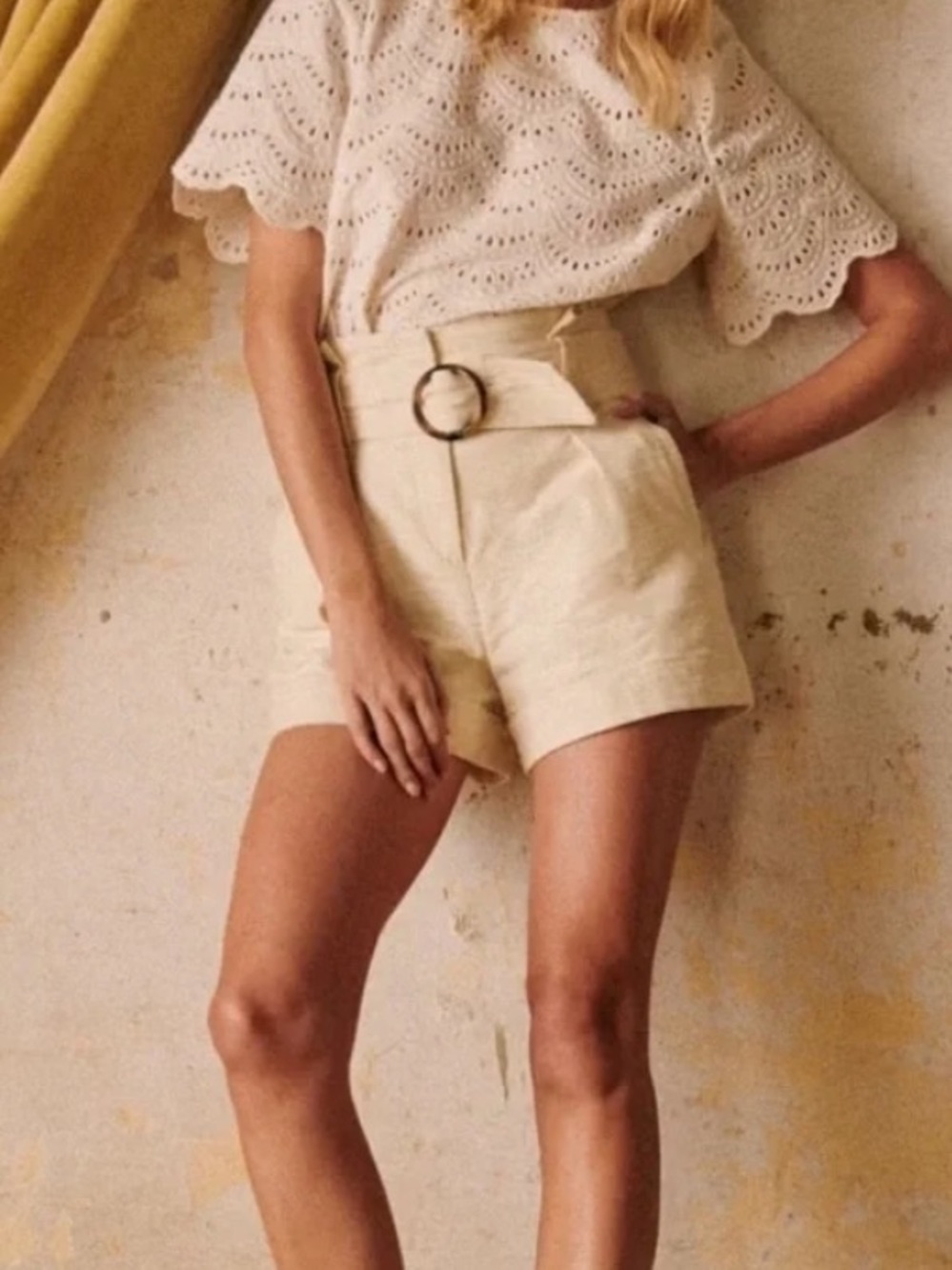 Sezane Rome Shorts Ecru